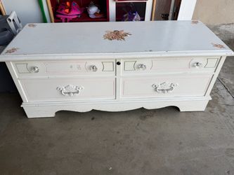 Cat Litter Hideaway Cabinet