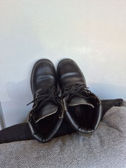 STEEL TOE WATERPROOF WOMANS BOOTS