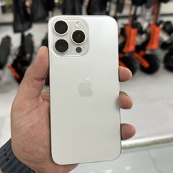 iPhone 15 Pro Max 256GB Unlocked! Finance For $50 Down Payment!!