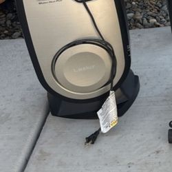 Nice Heater Sells For 70 Selling For 35 Today Only