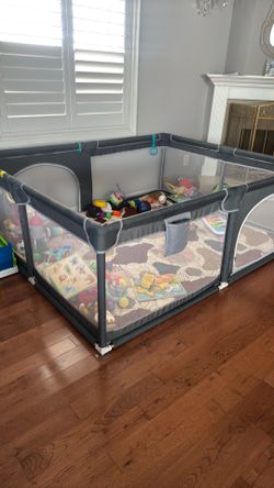 Indoor and outdoor kids activity playpen