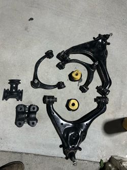 Car suspension parts control arms bushings ford f-150 year 2020