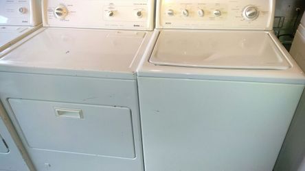 Washers dryers good workin kenmore