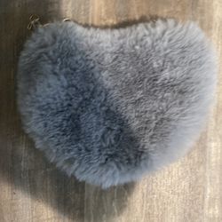 Heart furry purse