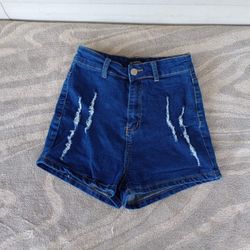 PrettyLittleThing Women's dark wash high waisted Shorts Sz 4