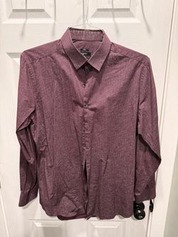 Men's Slim Fit Button-Up Dress Shirt