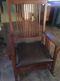 Rocking chair