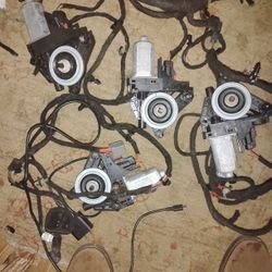 2021 Jeep Cherokee Window Motors W/ Wiring Harness Side Impact Sensors And Window Control Harness 
