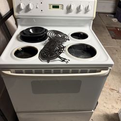 GE Electric Stove 