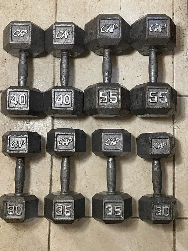 SET OF STEEL HEX DUMBBELLS  ( PAIRS OF)  30s  35s  40s  55s 