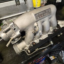 Kseries K20z3 K24  Skunk2 Pro Series Manifold With Skunk2 Fuel Rail Complete Clean Parts