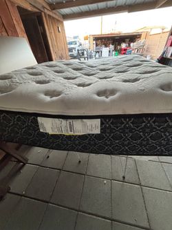 New Queen Mattress