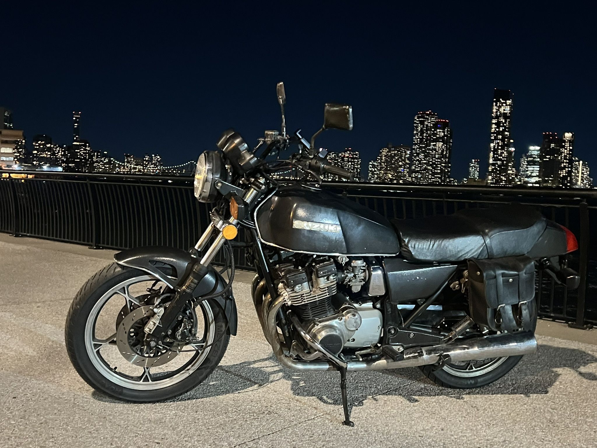 1982 GS750 SUZUKI
