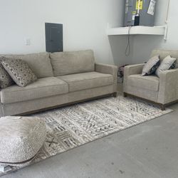 2pc Sofa And chair W/rug And Ottoman 