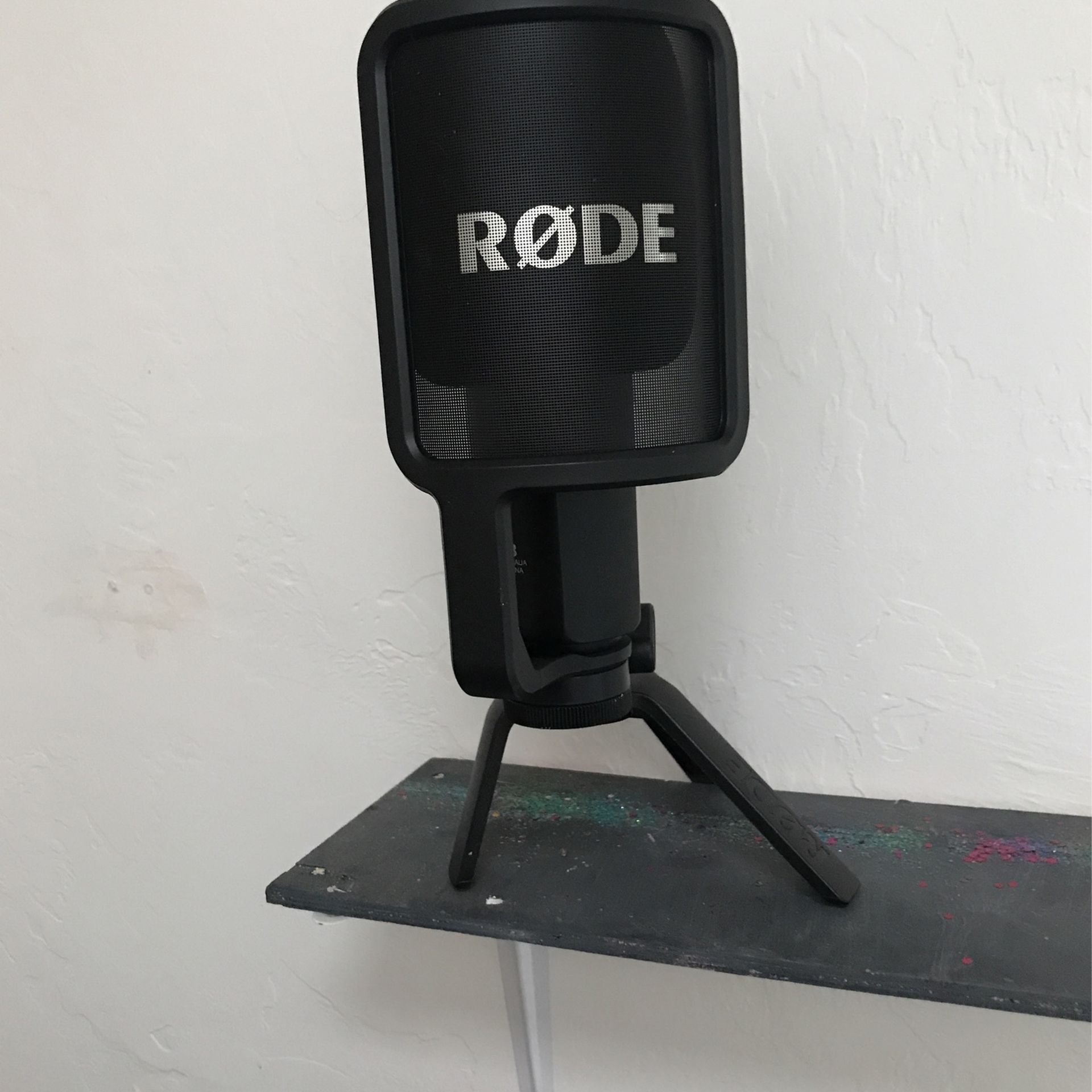 NT-USB+- professional USB microphone that makes capturing studio-quality sound