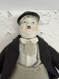Laurel And Hardy Porcelain Dolls Large GREAT SHAPE