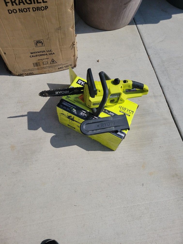 RYOBI CHAINSAW CORDLESS