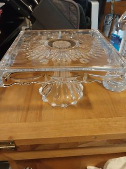 Shannon Crystal by Godinger Cake Plate