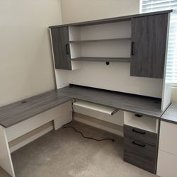 Matching Desk and File Cabinet White And Gray