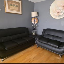 Black Leather Couches