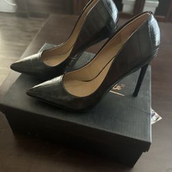 Anne Michelle Black Heels Size 5.5