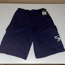 Boys medium Nike Shorts New!
