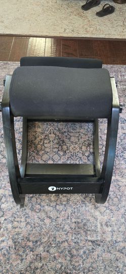 Ergonomic Kneeling Chair