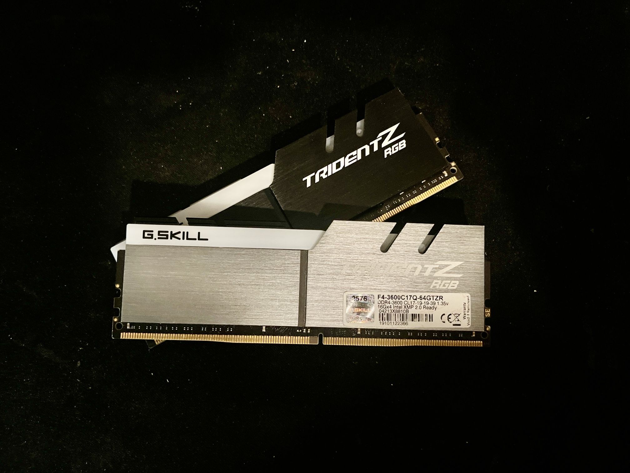 32GB (16GB X 2) GSkill TridentZ RBG DDR4 3600 CL17-19-19-39 1.35v Gaming RAM XML 2.0 Ready
