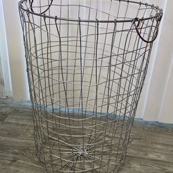Large Metal Basket Hamper 24×18 
