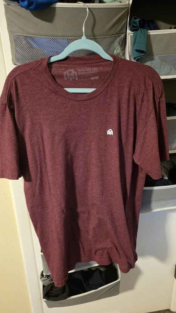 Free men's Shirts (Large) And Shorts (Medium)