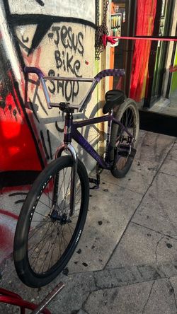 throne purple shadow