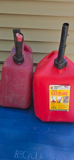 5 Gal gas cans