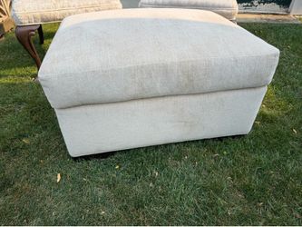 Ottoman Ivory cream/off-white color color - excellent /near mint condition