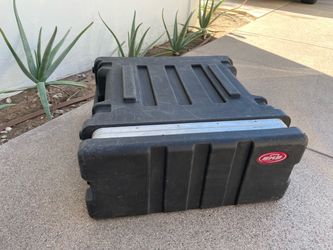 SKB 4U Molded Rack Case