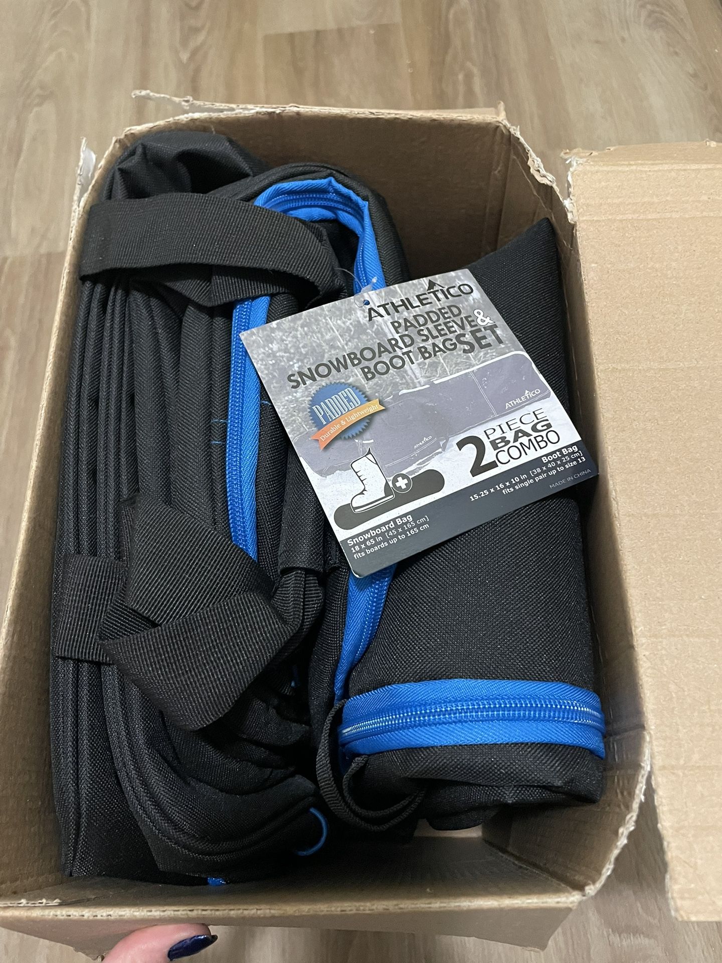 Snowboard And Boot Bag: 2 Piece Set