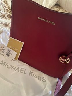 Michael Kors Jet Set Travel Large Messenger Bag
