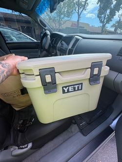 Yeti Roadie 15