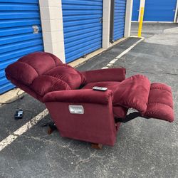 LAZYBOY WALL POWER RECLINER CHAIR