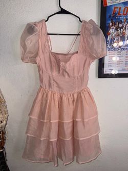 SHEIN,pink puff dress