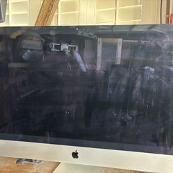 Apple Monitor Large