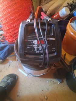 Schumacher Battery Charger with Cables