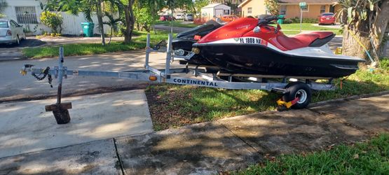 Honda aquatrax f12x and r12x