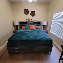 Queen Bedroom Set 