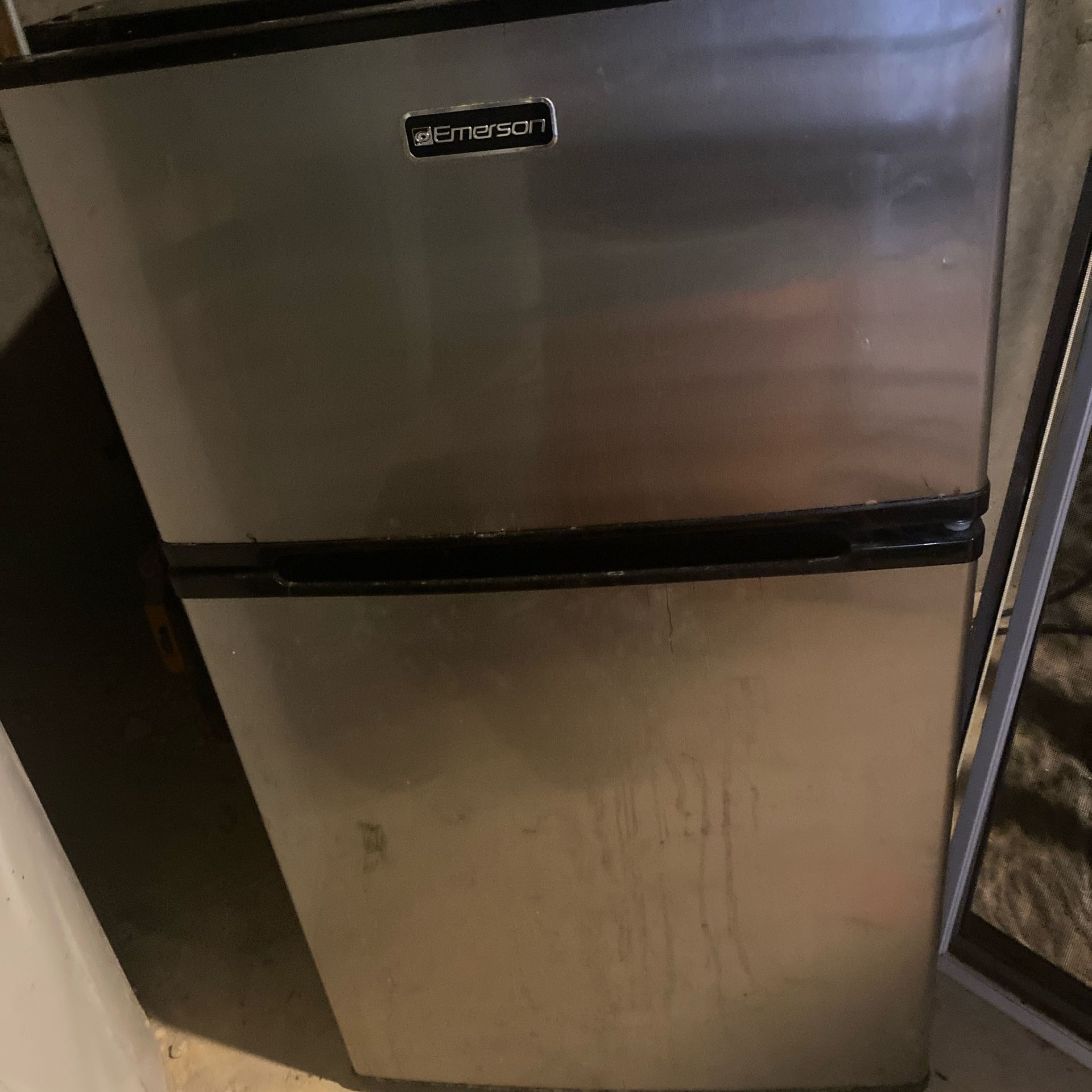 Mini Fridge