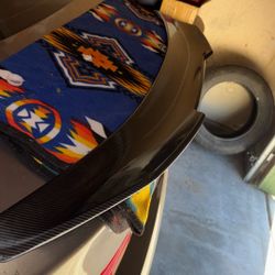 G37 Infiniti (Spoiler )