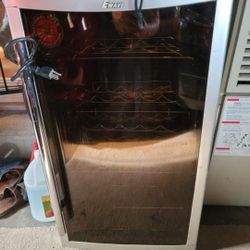 Wine Refrigerator 