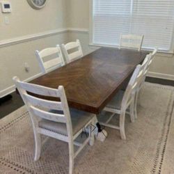 Valebeck Beige/White Rectangular Dining Set 6 Chairs And Table 