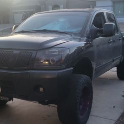 2006 Nissan Titan