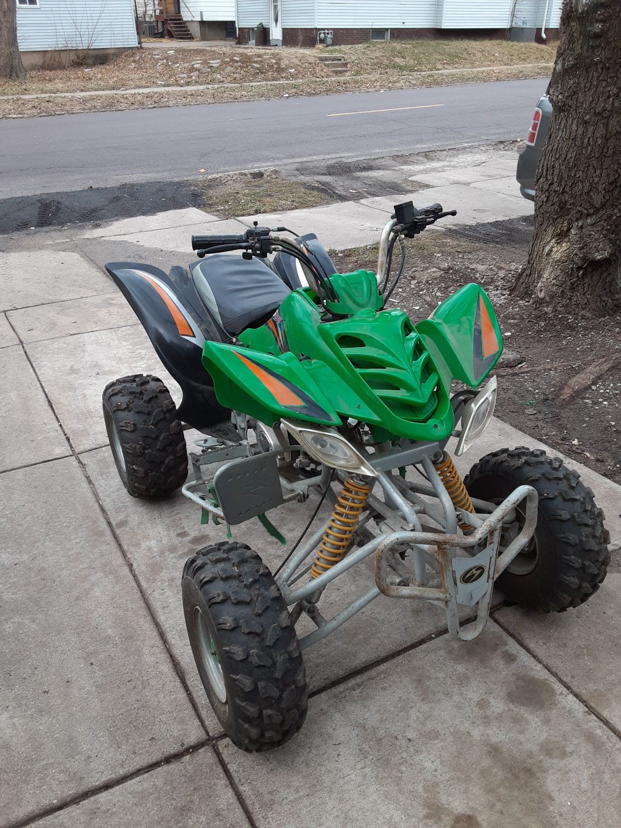 Photo 125cc atv 4 wheeler or quad