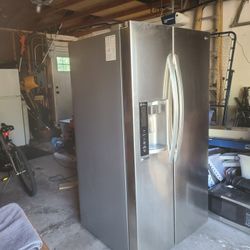 LG 2 door Refrigerator 